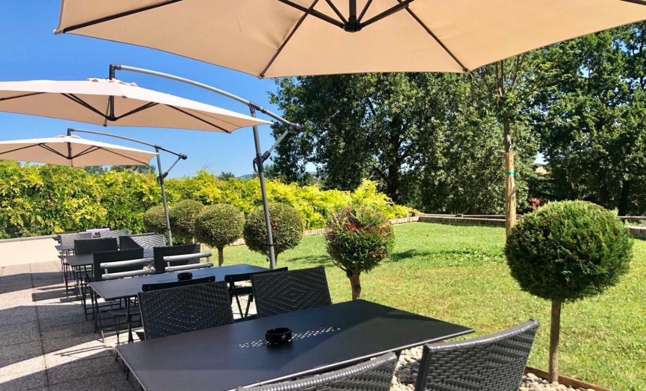 Hotel Cascina Castagneto à CastellʼAlfero Extérieur photo